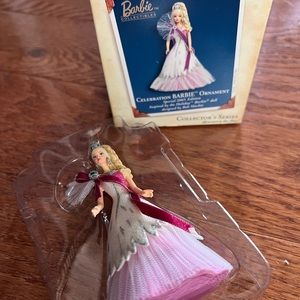 2005 HOLIDAY BARBIE ORNAMENT